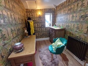 Photo 33- click for photo gallery